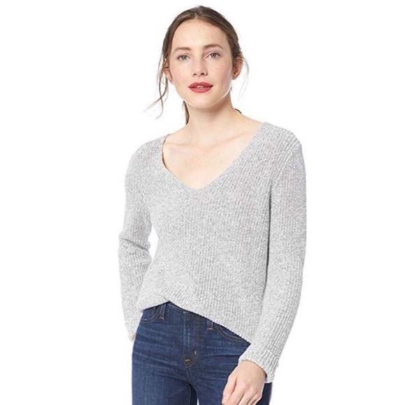 Sweaters - J. Crew Mercantile Heather Gray Knit V-Neck Sweater XS